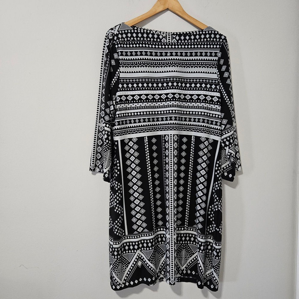 Beige by ECI Womens Black White Geometric Tribal Print 3/4 Sleeve Shift Dress 18